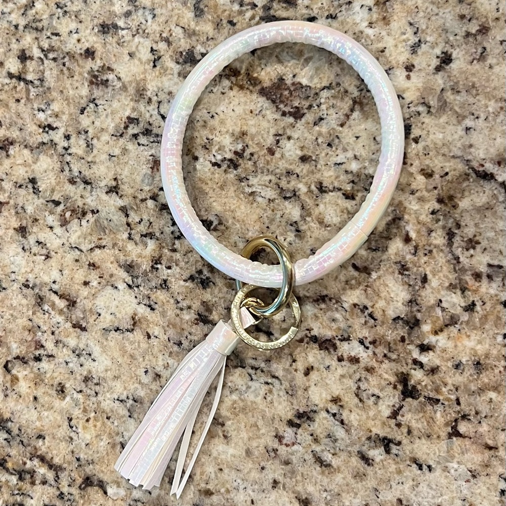 NWOT- Simply Southern key bangle